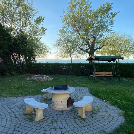Orsolya Apartman Apartment *